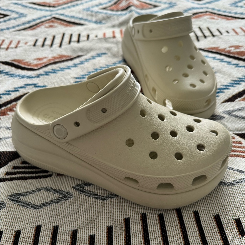 Platform Crocs - Bone